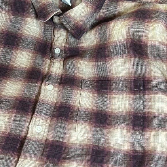 NEW! With Tags Men’s Soft Flannel Eggplant Purple Plaid Shirt - Picture 7 of 9